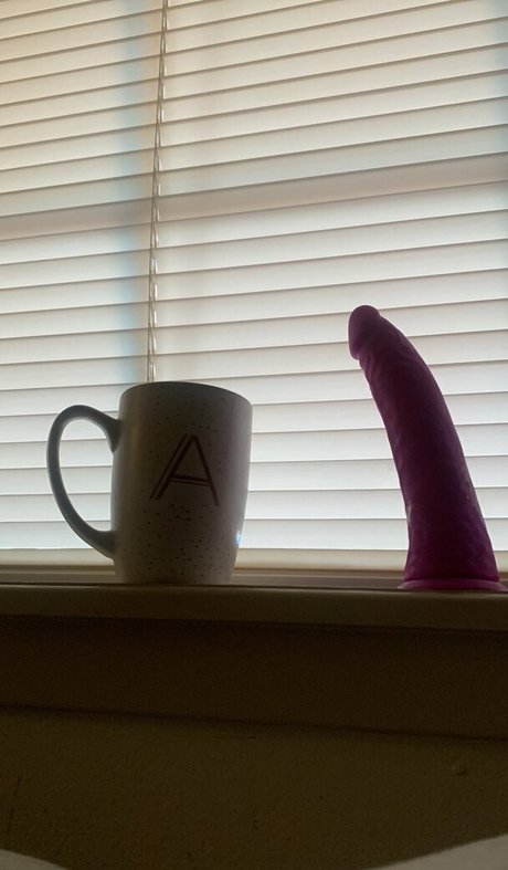 ladiosamala nude star photo