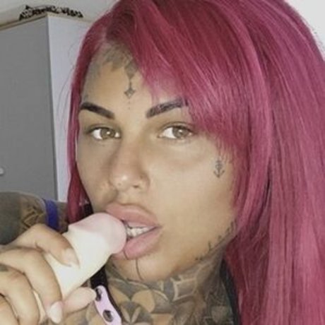 Sian Keela hot star photo