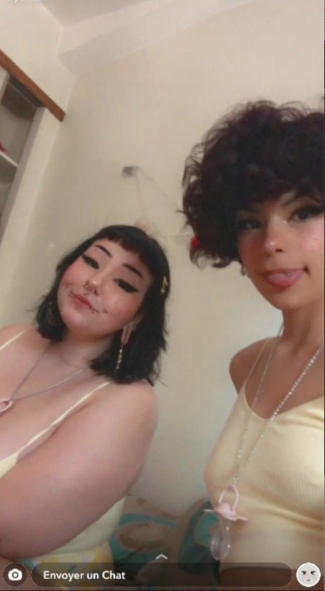 Nenagrt nude actress photos