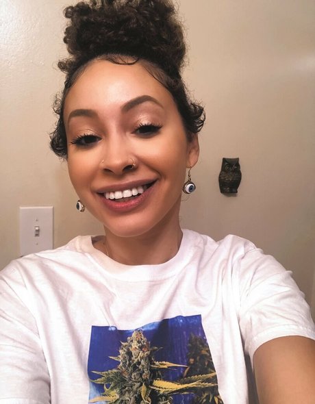 Bobbi dean pretty actress images