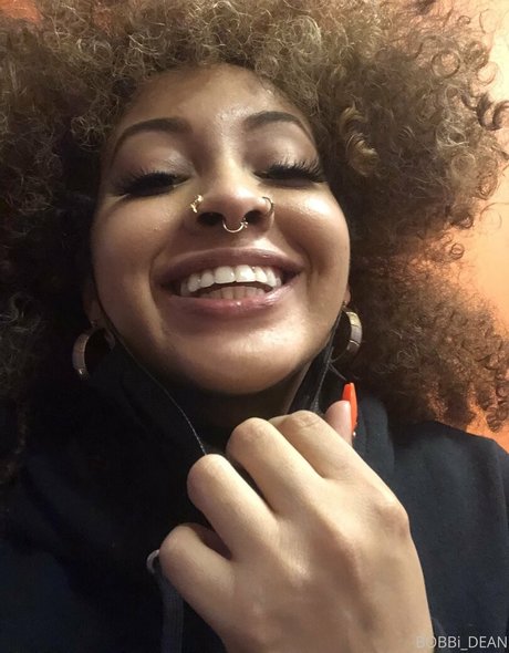 Bobbi dean pornstar nude image