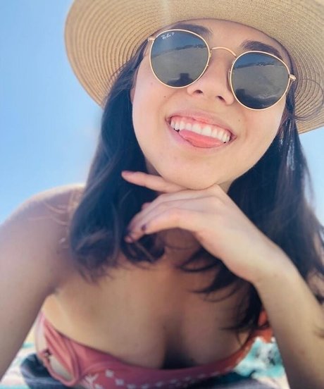 Kimmy Jimenez top model pic