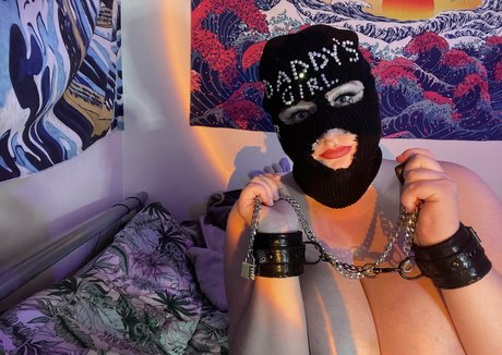 phoebetheunistudent exclusive model img