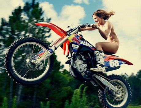 Tarah Gieger high quality star pictures