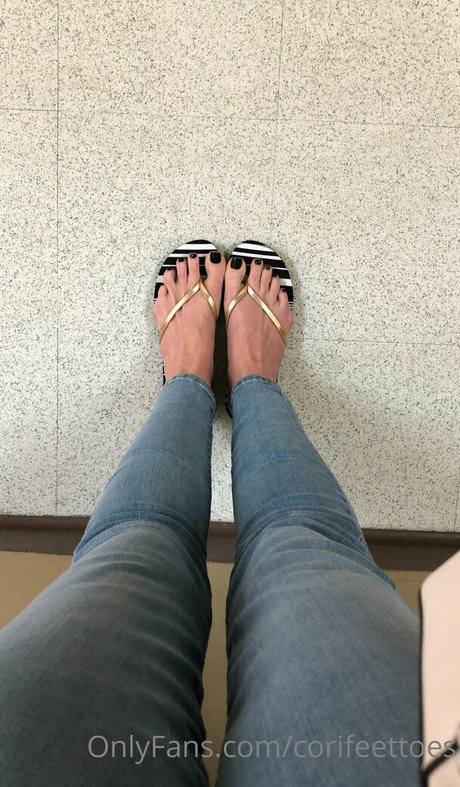 corifeettoes star erotic galleries