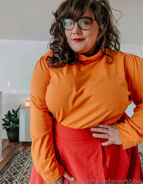 fayedanielsbbw model gallery