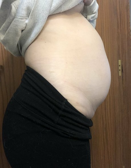 hairy pregnant onlyfans beautiful naked image