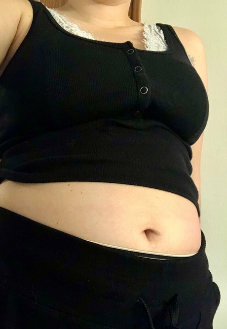 livpat3 nude model image