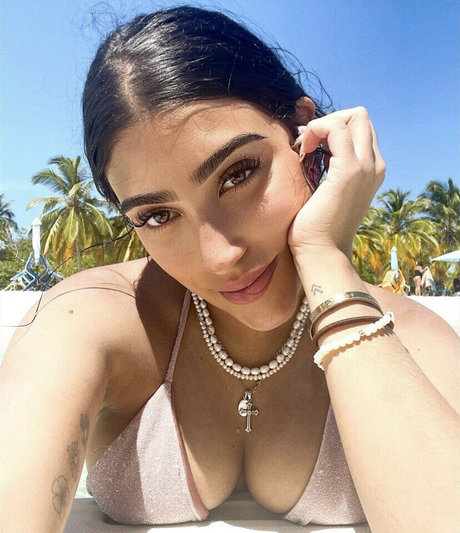 Daniela Barranco art model pic