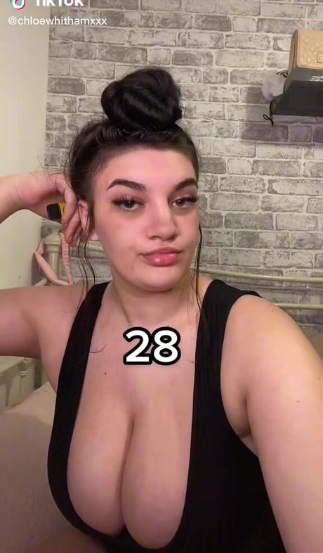 Chloe Ann Whitham model pornographic photos