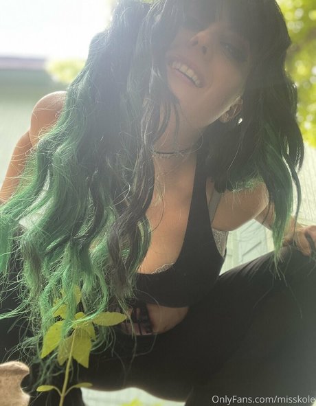 stepsister onlyfans hot nude picture