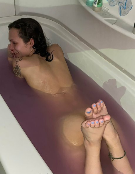 blossoming vixen model best photos