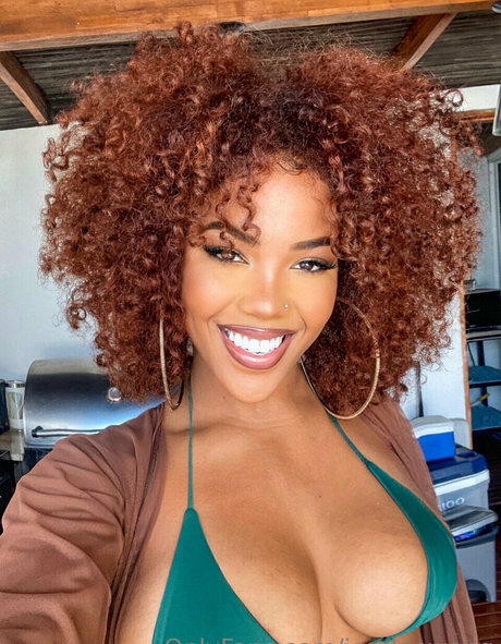 Jessleewong pornographic model pics