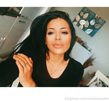 sherryshaz model hot photo