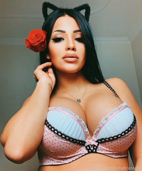 sherryshaz beautiful model photo