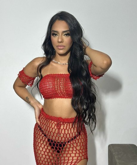 Mariely E Mirella Santos star archive