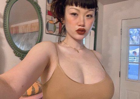 Amylouisev pornstar perfect image