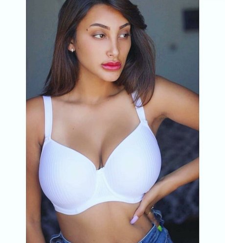 Chen Levi naked model gallery