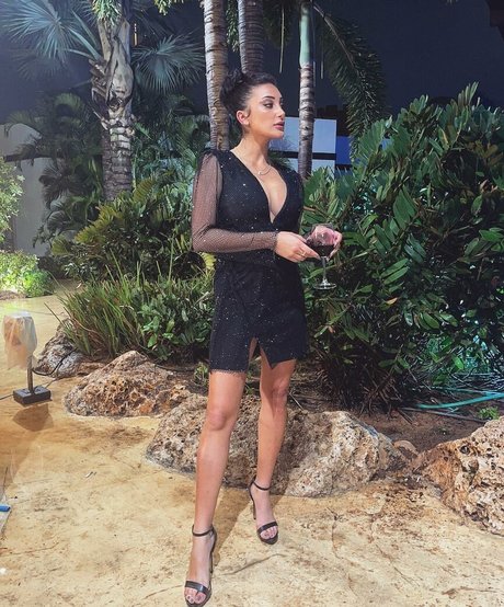 Chen Levi sexy pornstar pic