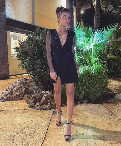 Chen Levi xxx star photos