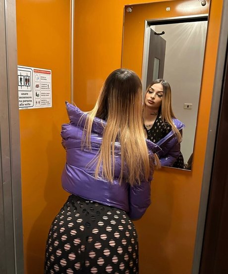 aliih hx model art archive