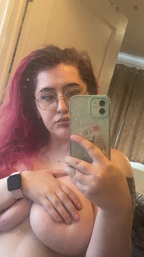 emilyylime pretty model pics