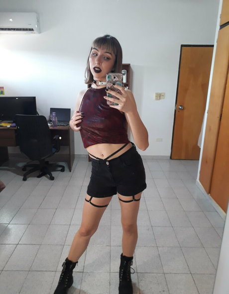 violetaamane erotic pornstar pic