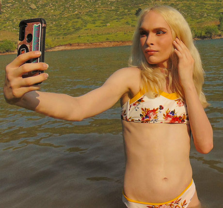 gwenphoenix model xxx galleries