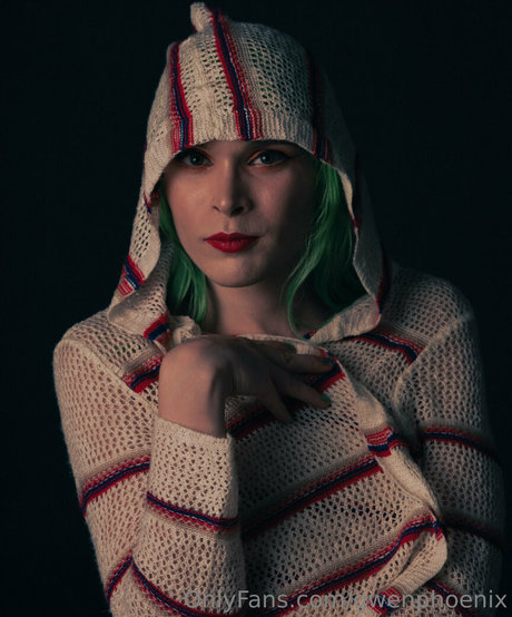 gwenphoenix naked pornstar pictures