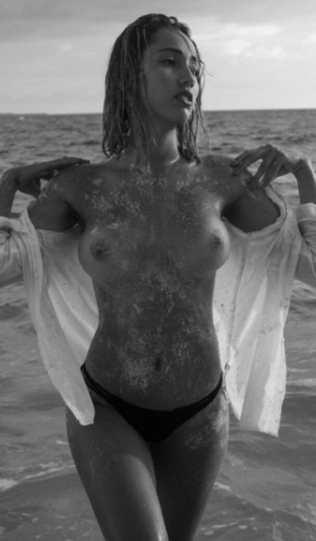 Keyla Caputo model xxx pictures