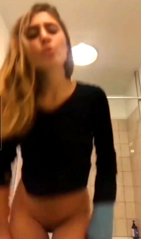 Lia Marie Johnson high quality actress pic