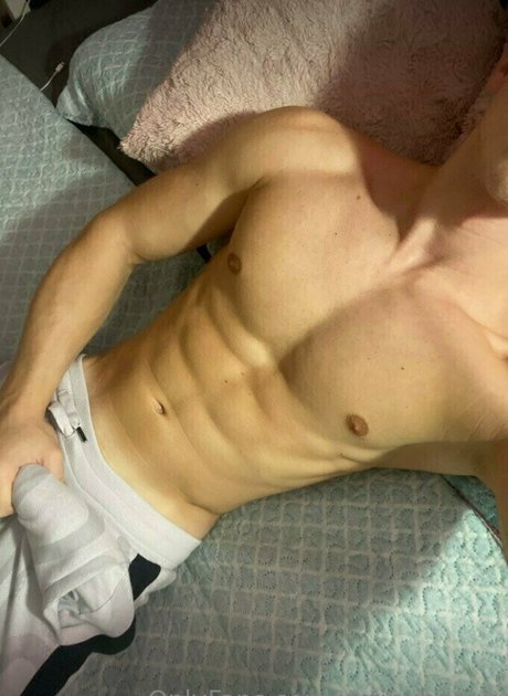 blonde muscle onlyfans xxx pictures