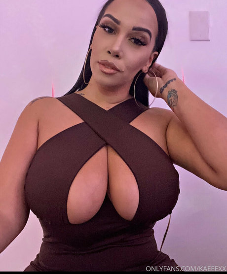 fingering pussy onlyfans art naked img