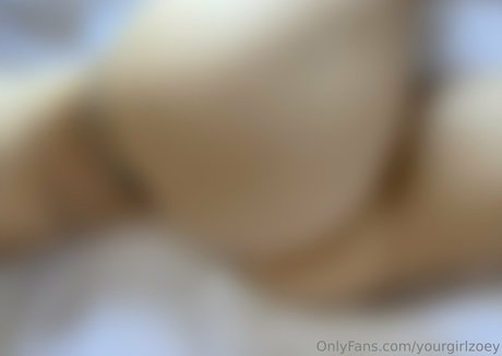 yourgirlzoey star nude pictures