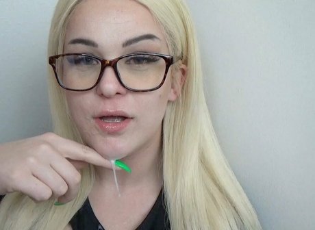 trashbuns star beautiful photos