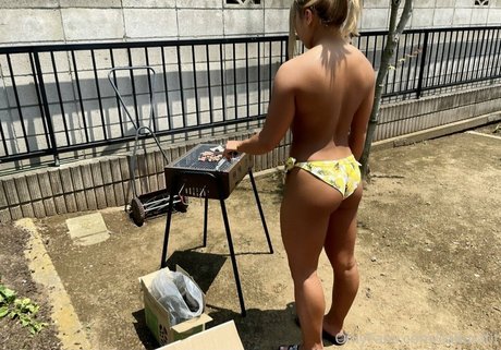 dark nipples onlyfans art naked photos