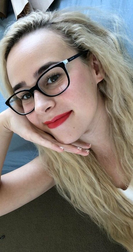 sandpaperscissors perfect actress pic