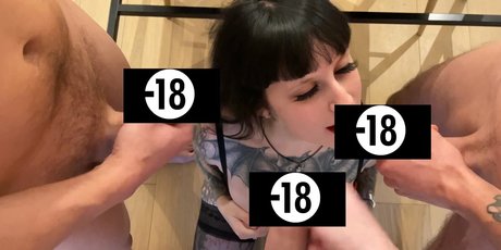 shemale handjob onlyfans pretty images