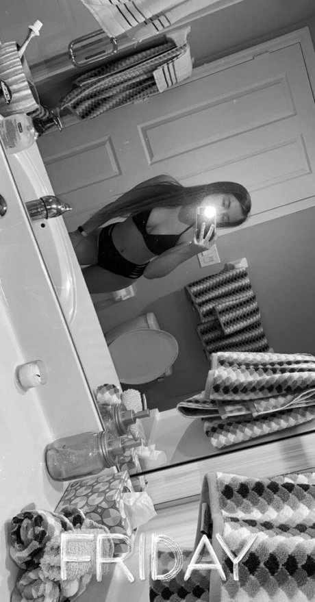 taylorherd02 exclusive actress pics