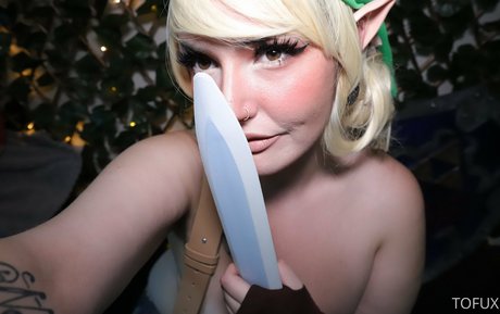 tofux gaming model high quality img