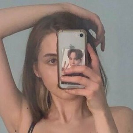 axaebe model pretty photo