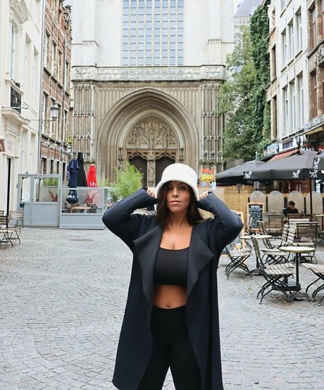 Tami Bar actress photos