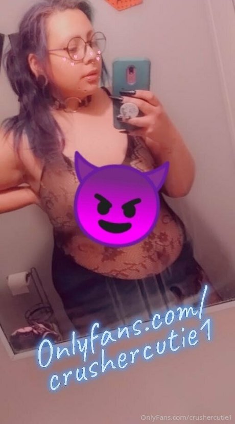 crushercutie1 exclusive pornstar photo