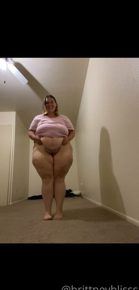 brittlovebliss model pornographic pics