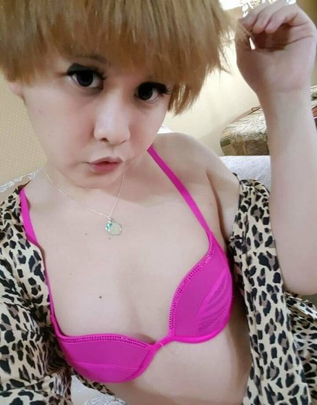 itsbellaadrianna pornstar hot pictures