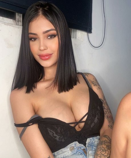 manuelahcadavidof sexy pornstar image