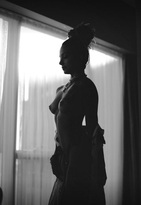 Yagmur Simsek star top image