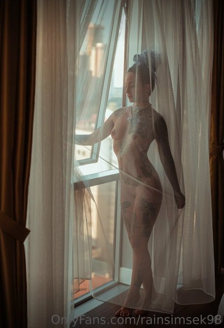 Yagmur Simsek star nudes galleries