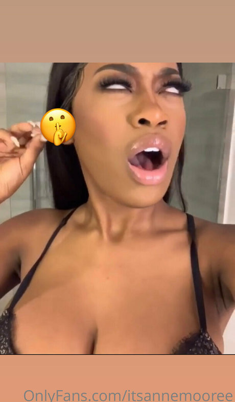 itsannemooree xxx pornstar photos