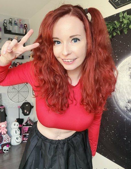 konekofixations nude actress pictures